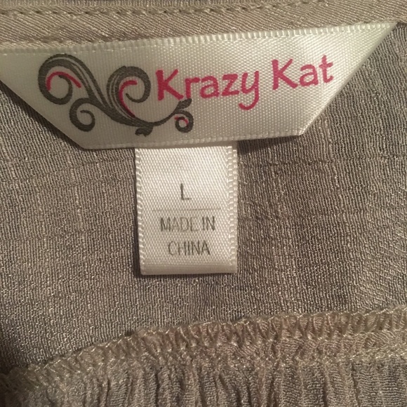 Tan 3/4 Sleeve Blouse Size L - Picture 5 of 5